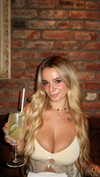 kaitlyn_krems Altpins Profile Picture