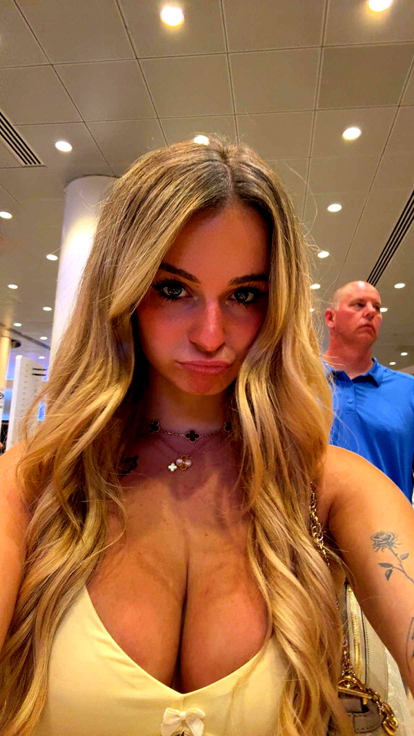 kaitlyn_krems snapchat image archive image