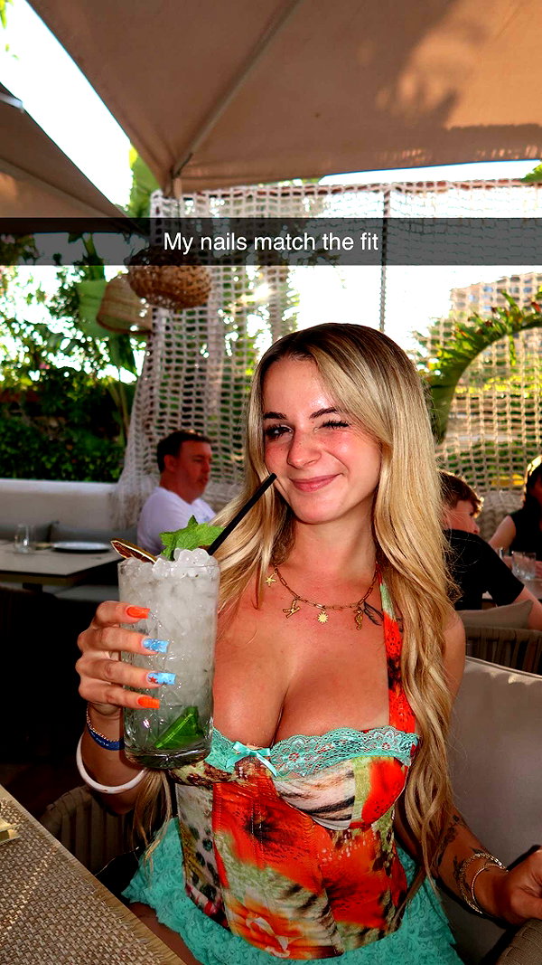 kaitlyn_krems snapchat image archive image