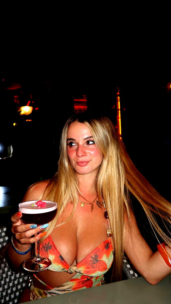 kaitlyn_krems snapchat image archive image