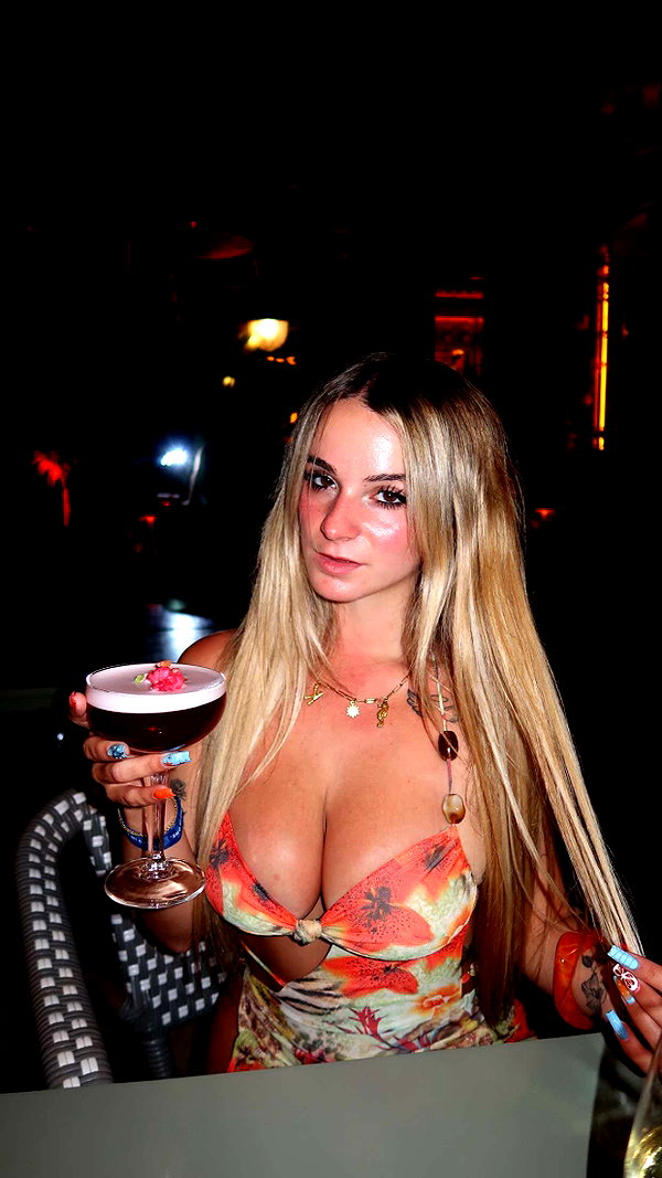 kaitlyn_krems snapchat image archive image