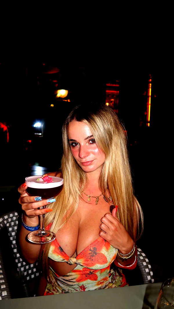 kaitlyn_krems snapchat image archive image