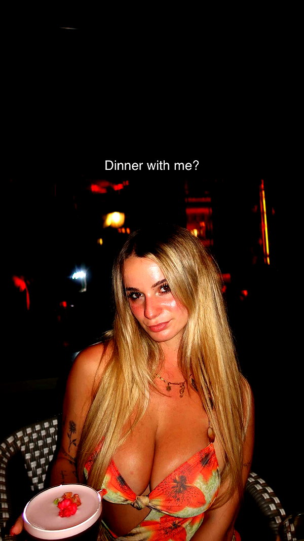 kaitlyn_krems snapchat image archive image