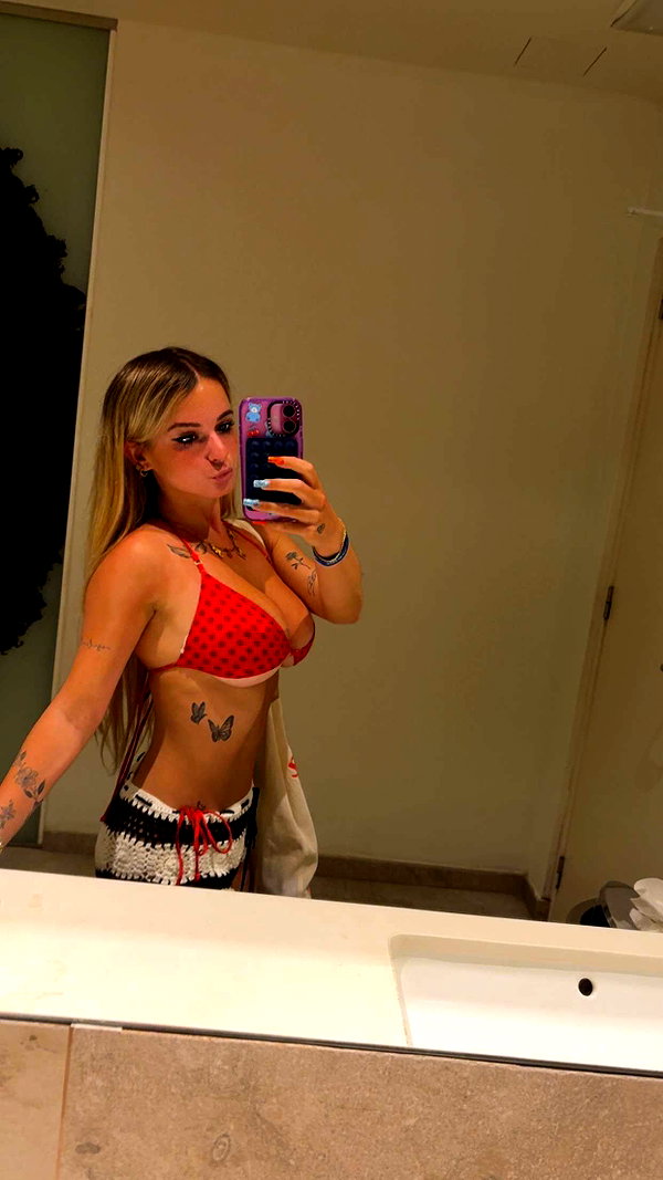 kaitlyn_krems snapchat image archive image