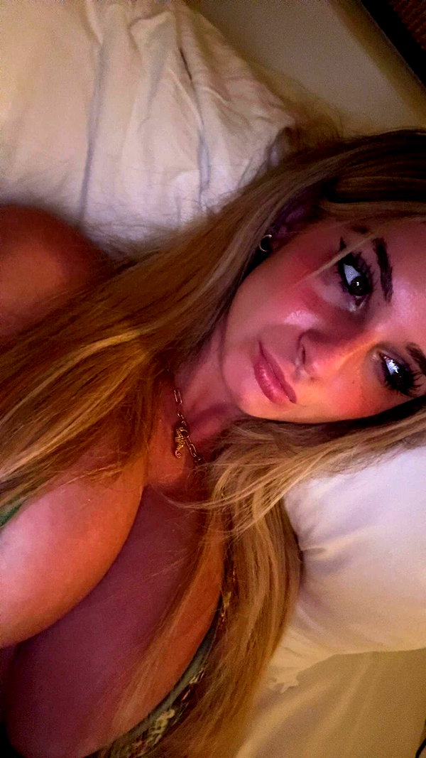 kaitlyn_krems snapchat image archive image
