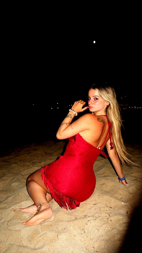 kaitlyn_krems snapchat image archive image