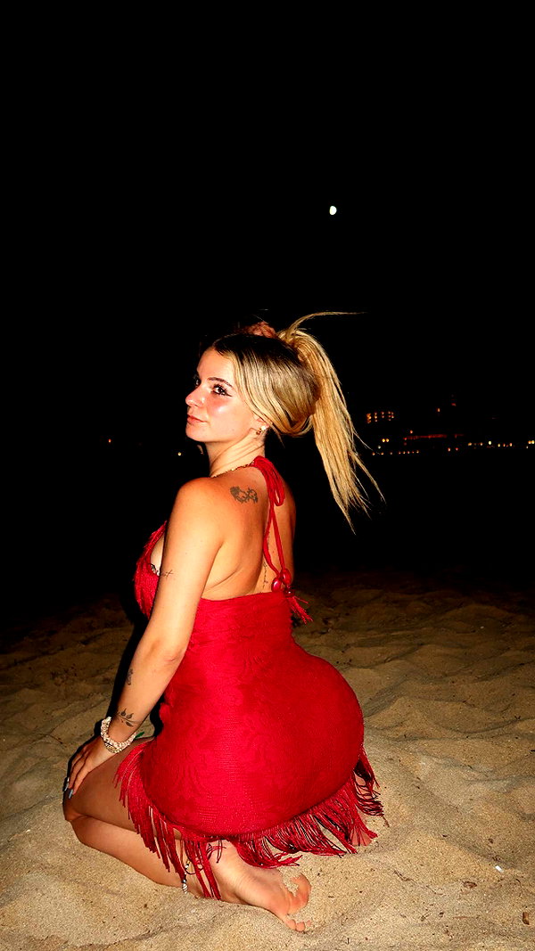 kaitlyn_krems snapchat image archive image