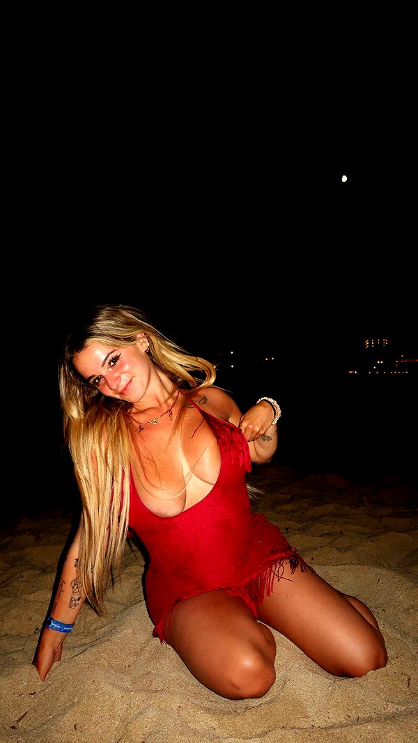 kaitlyn_krems snapchat image archive image