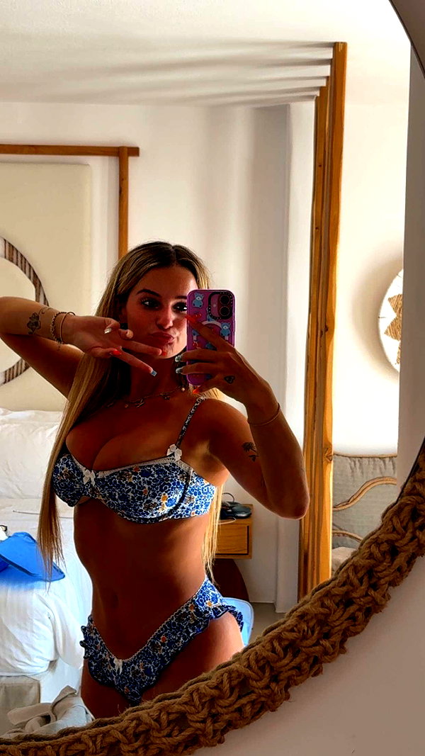kaitlyn_krems snapchat image archive image