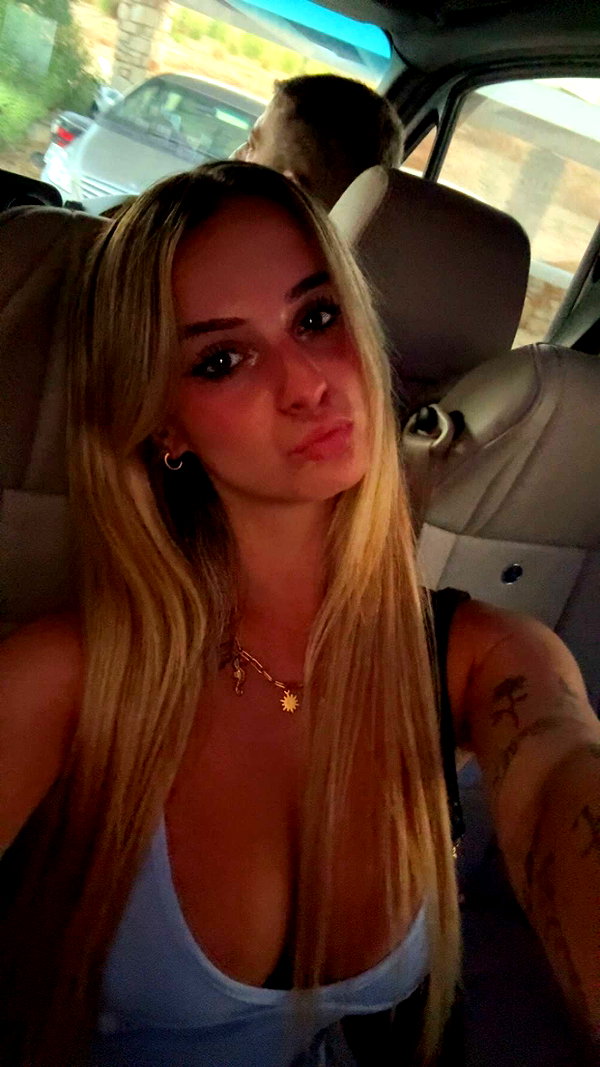 kaitlyn_krems snapchat image archive image