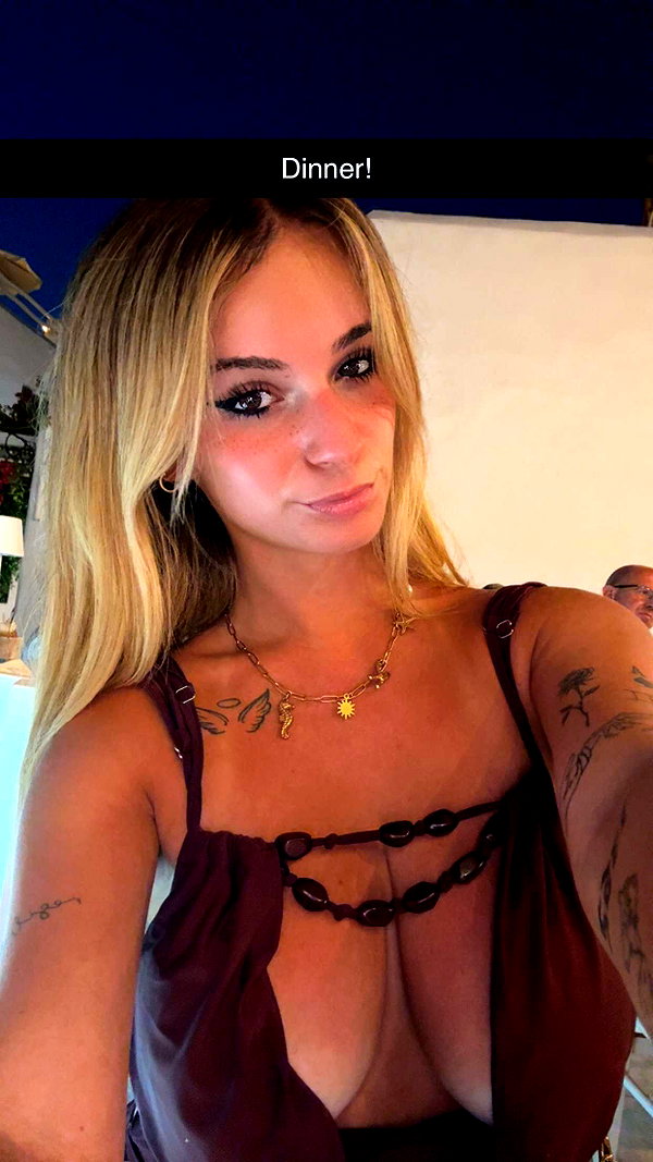 kaitlyn_krems snapchat image archive image