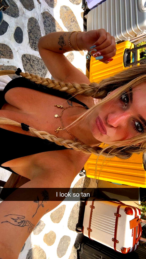kaitlyn_krems snapchat image archive image