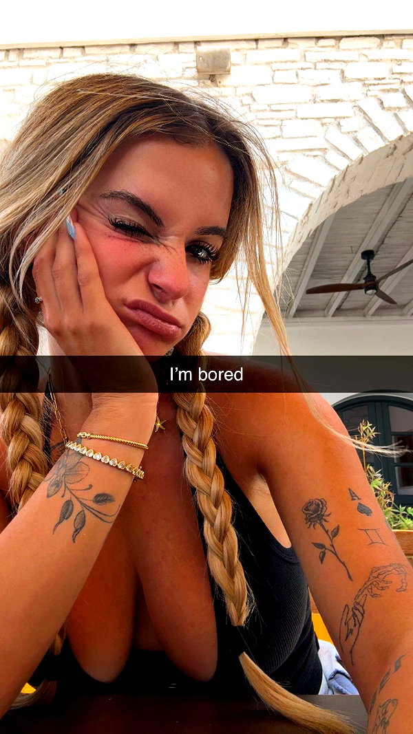 kaitlyn_krems snapchat image archive image