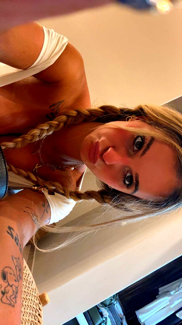 kaitlyn_krems snapchat image archive image