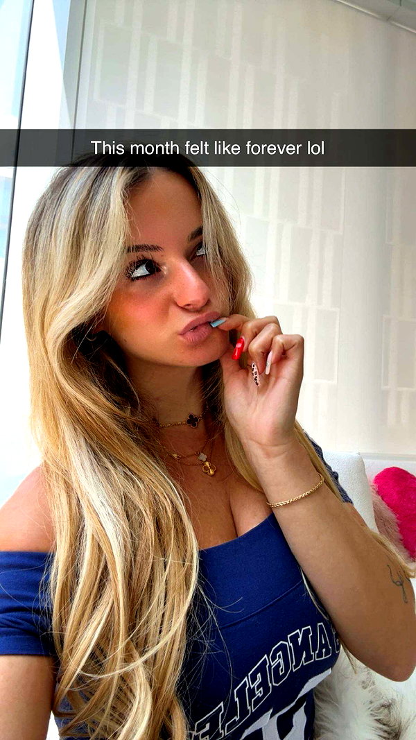 kaitlyn_krems snapchat image archive image