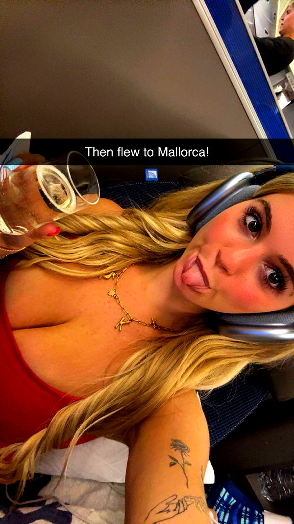 kaitlyn_krems snapchat image archive image