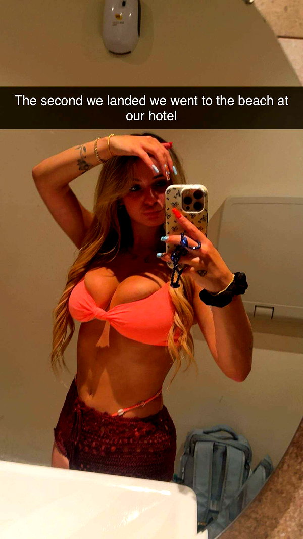 kaitlyn_krems snapchat image archive image