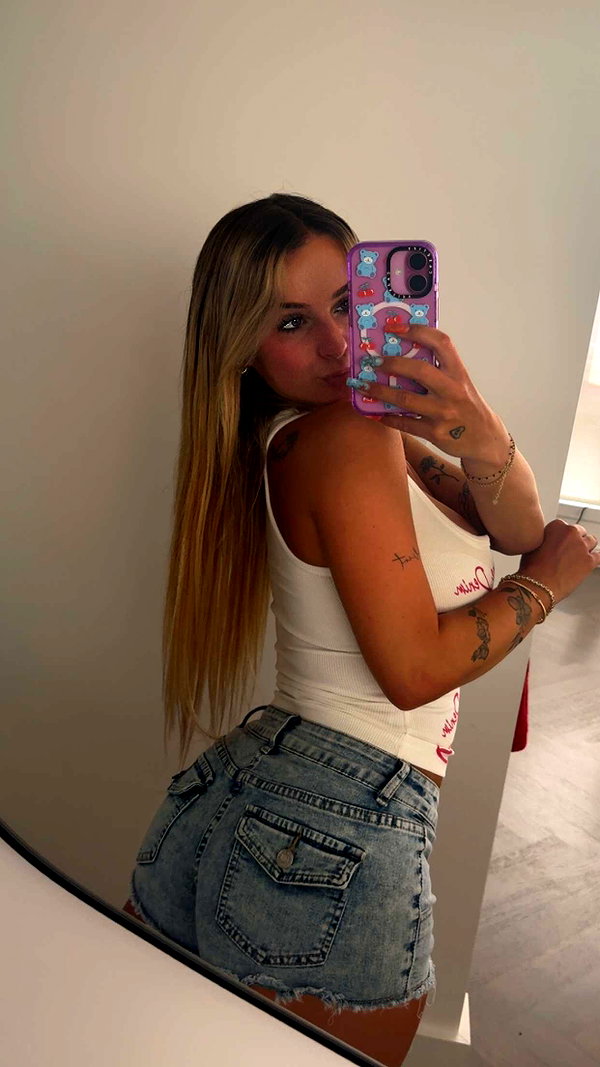 kaitlyn_krems snapchat image archive image