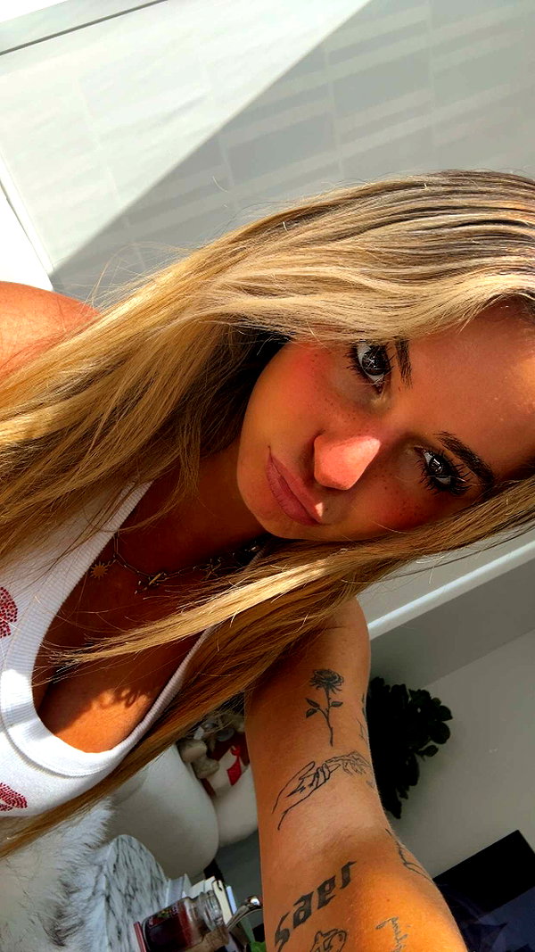 kaitlyn_krems snapchat image archive image