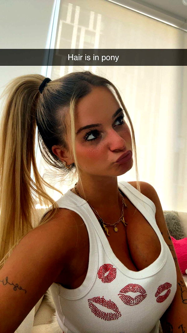 kaitlyn_krems snapchat image archive image
