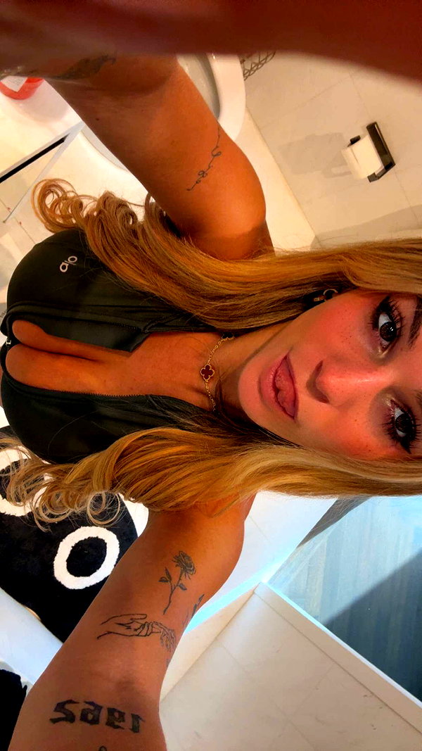 kaitlyn_krems snapchat image archive image