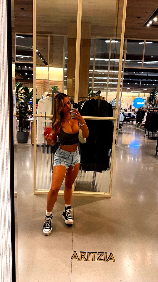 kaitlyn_krems snapchat image archive image