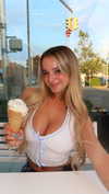 kaitlyn_krems Altpins Profile Picture