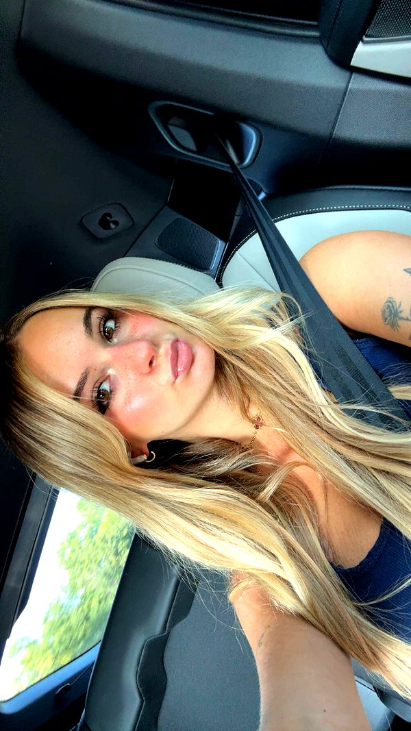 kaitlyn_krems snapchat image archive image