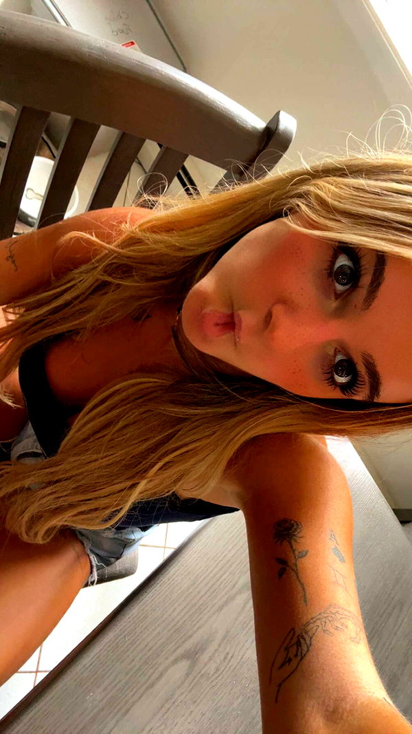 kaitlyn_krems snapchat image archive image