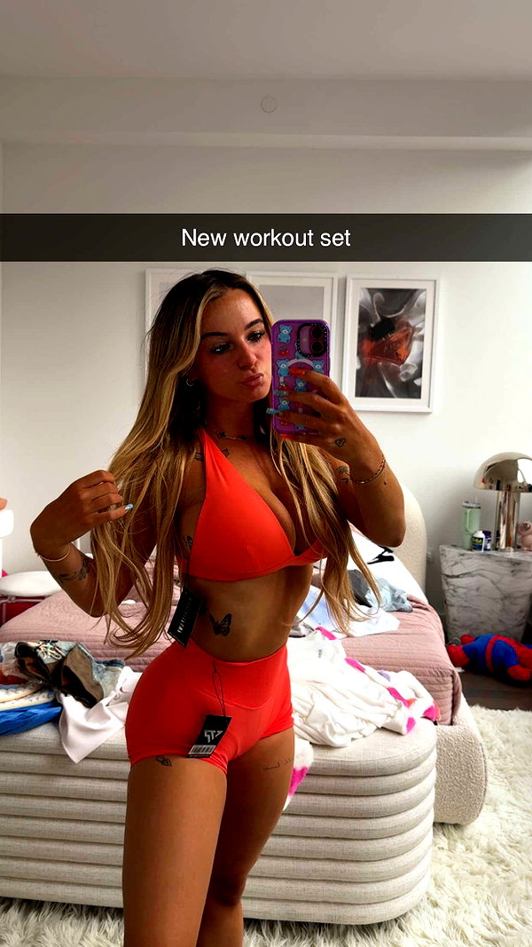 kaitlyn_krems snapchat image archive image