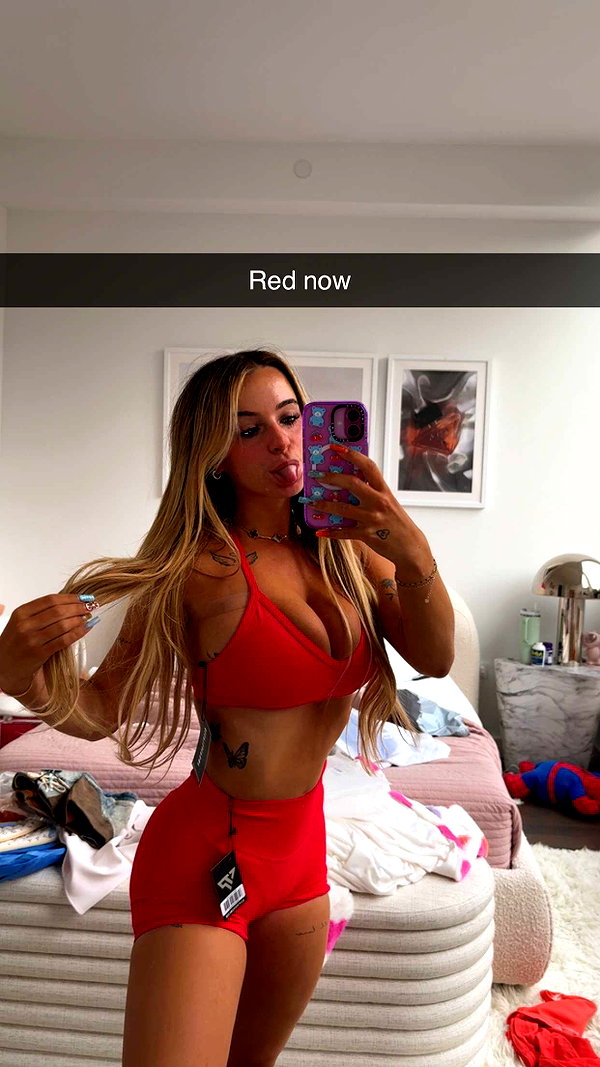kaitlyn_krems snapchat image archive image