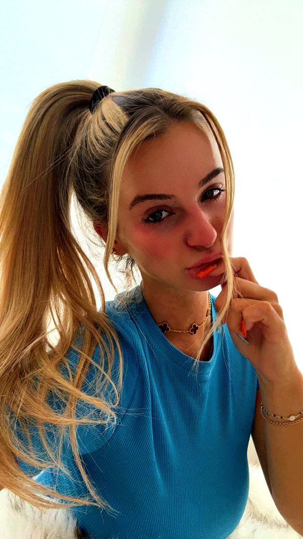 kaitlyn_krems snapchat image archive image