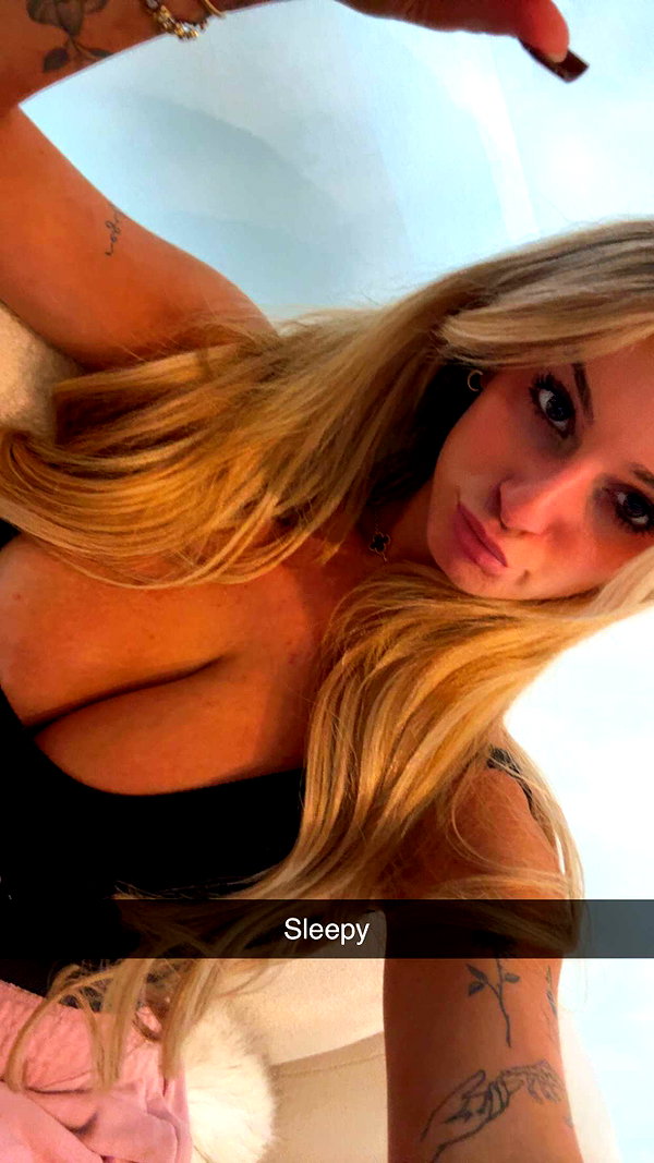 kaitlyn_krems snapchat image archive image