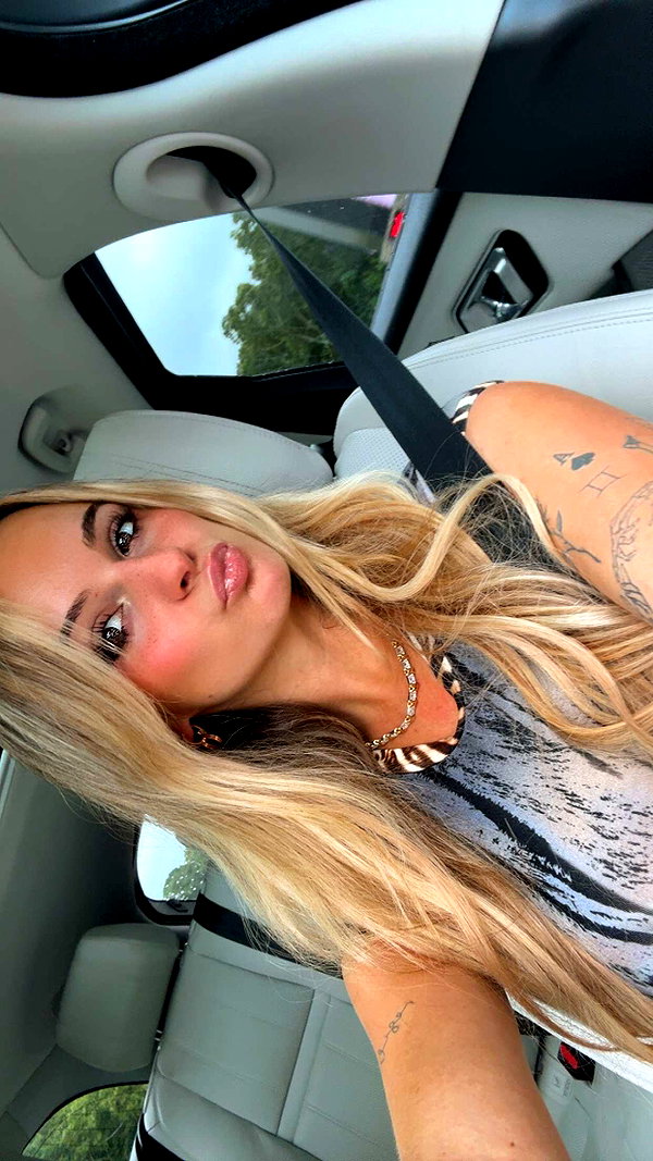 kaitlyn_krems snapchat image archive image