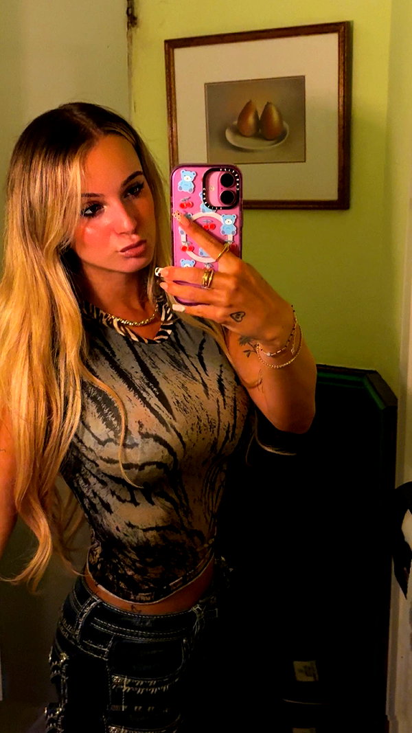 kaitlyn_krems snapchat image archive image
