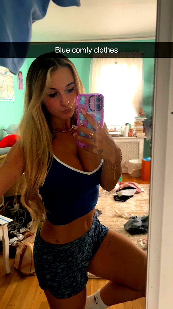 kaitlyn_krems snapchat image archive image