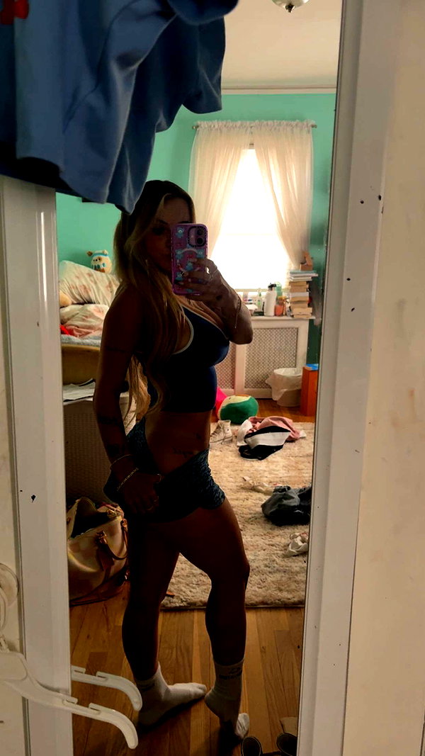 kaitlyn_krems snapchat image archive image