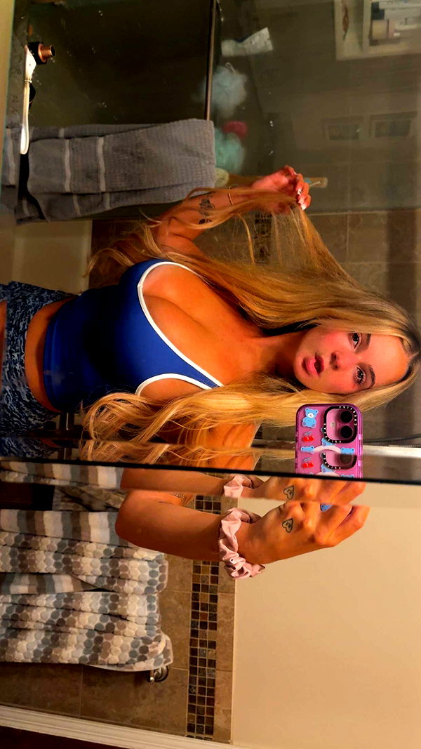 kaitlyn_krems snapchat image archive image