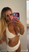 kaitlyn_krems Altpins Profile Picture
