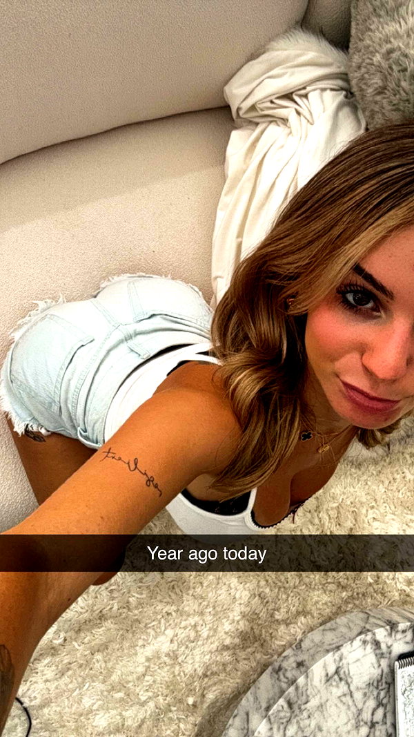 kaitlyn_krems snapchat image archive image