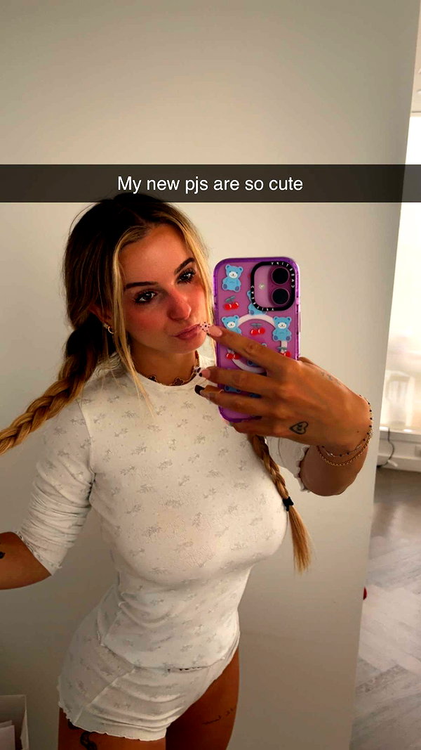 kaitlyn_krems snapchat image archive image