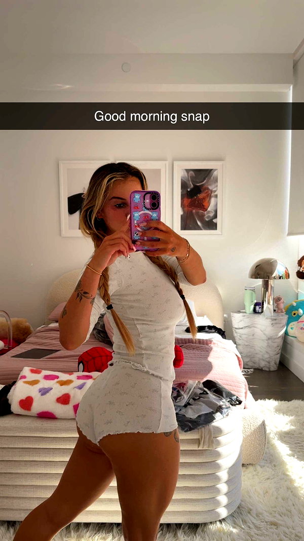 kaitlyn_krems snapchat image archive image