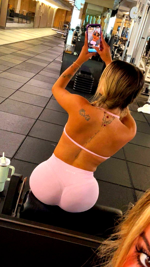 kaitlyn_krems snapchat image archive image