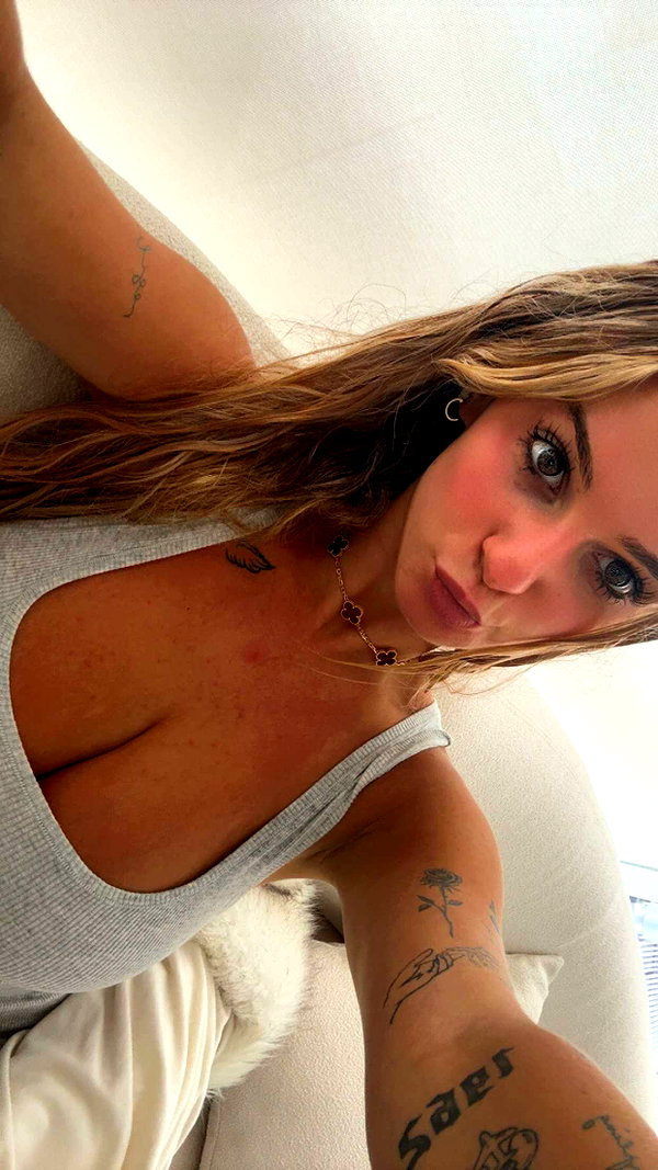 kaitlyn_krems snapchat image archive image