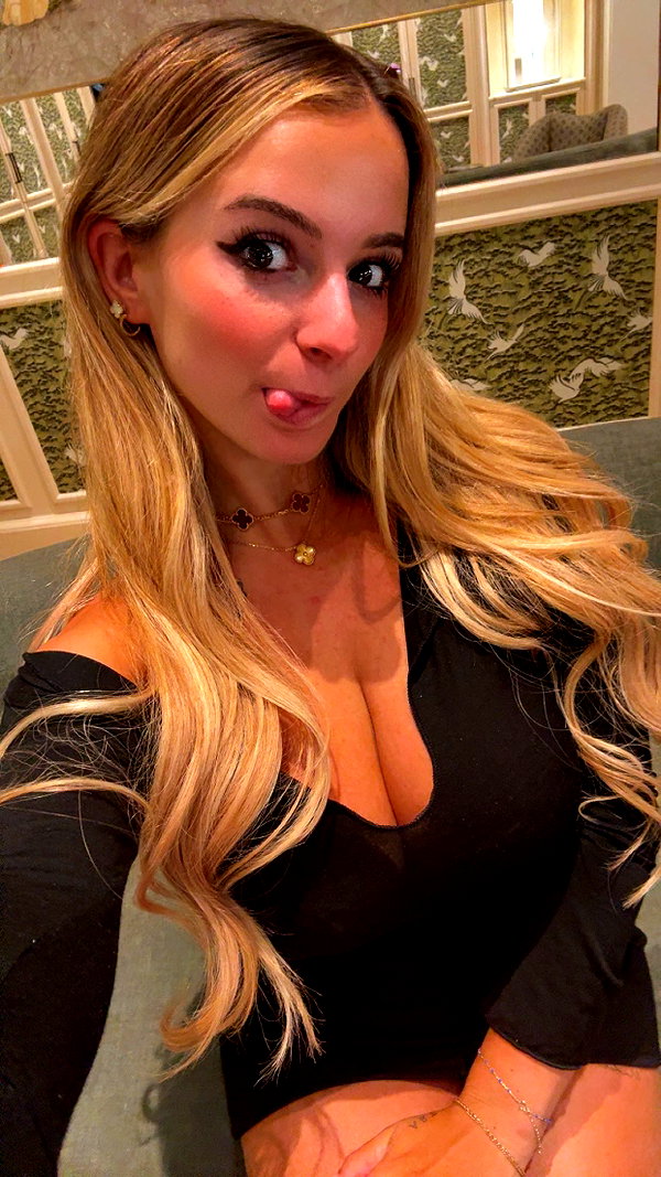 kaitlyn_krems snapchat image archive image