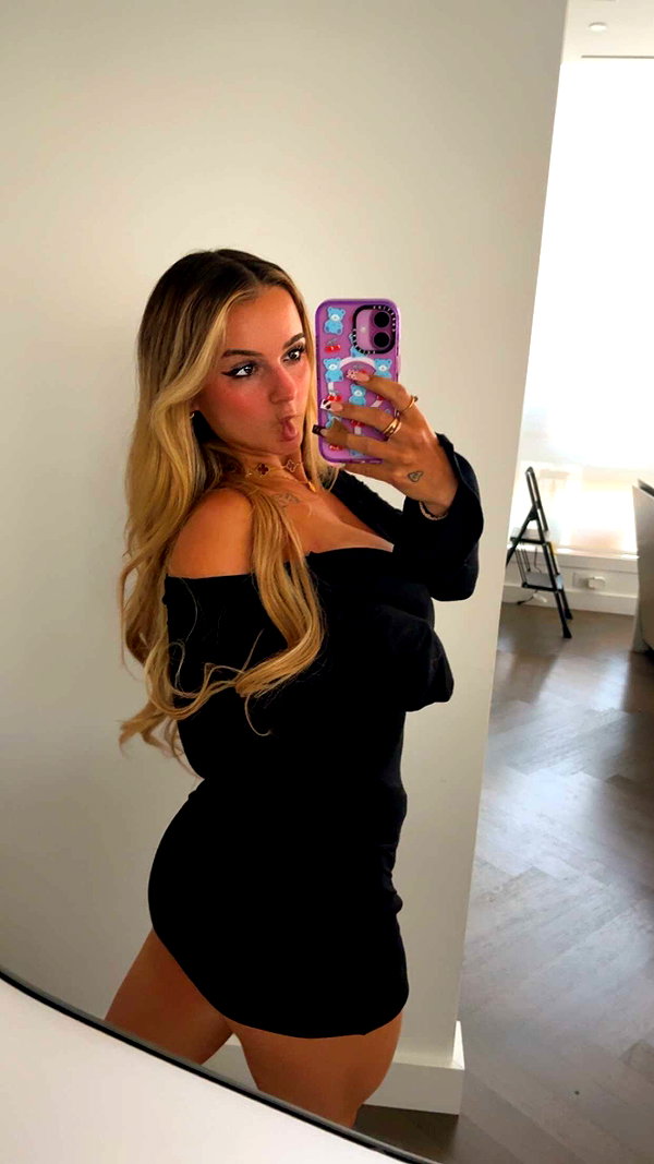 kaitlyn_krems snapchat image archive image