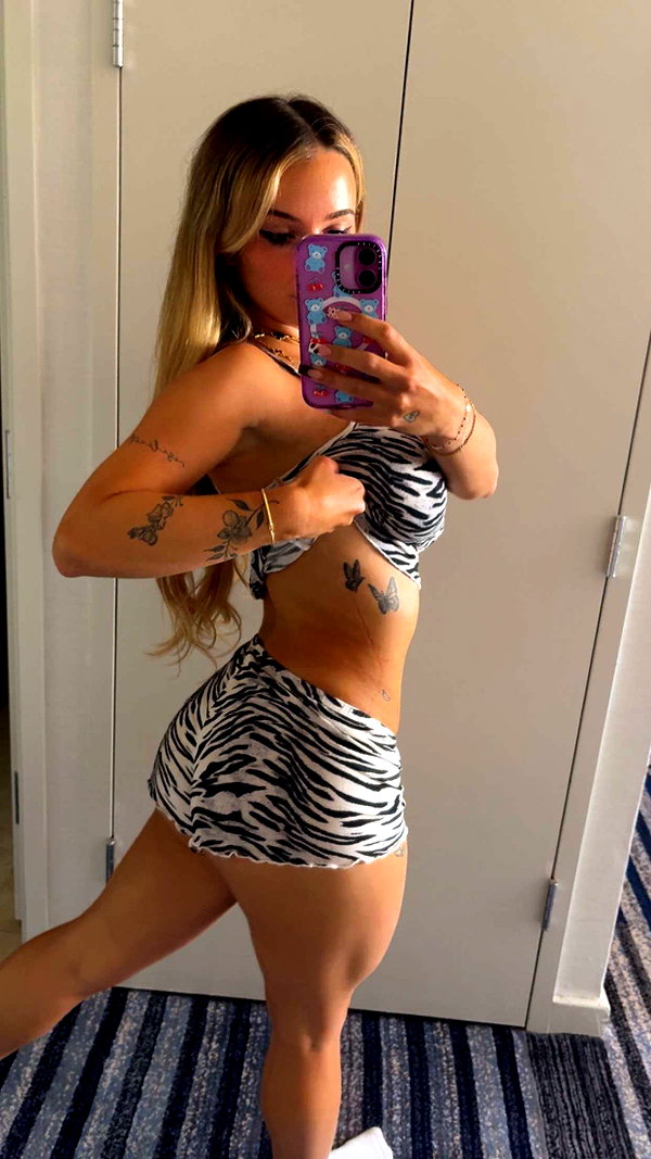 kaitlyn_krems snapchat image archive image