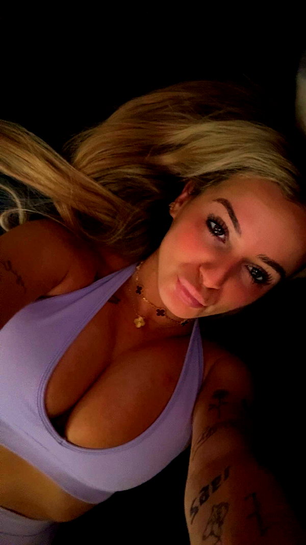 kaitlyn_krems snapchat image archive image