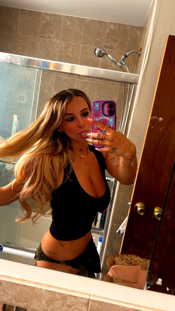 kaitlyn_krems snapchat image archive image