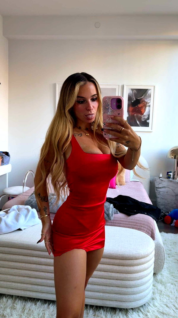 kaitlyn_krems snapchat image archive image